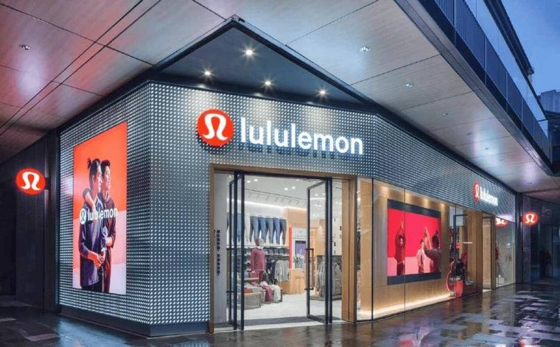 Lululemon创始人在CEO招聘期间升级对董事会的批评