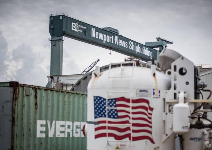 美国考虑月底前启动霍尔木兹海峡护航 特朗普淡化油价飙升