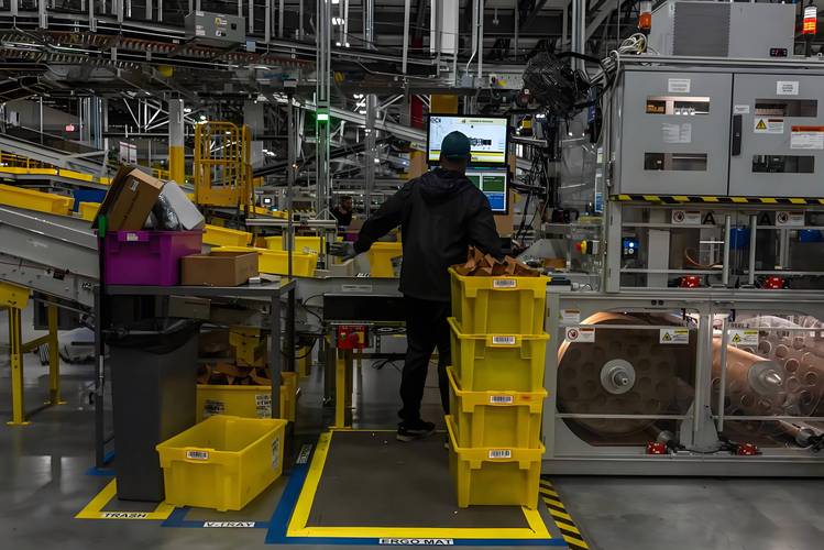 Netflix据悉内部重组裁员全球产品团队数十名员工