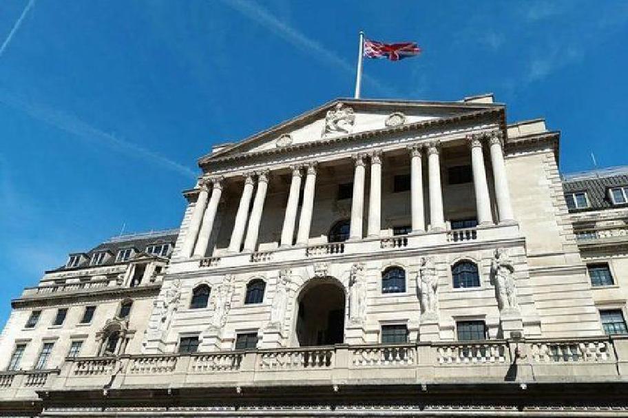 3月13日外盘头条：布伦特原油突破每桶100美元 特朗普政府拟控制油价 英国称伊朗或已开始在霍尔木兹海峡布雷