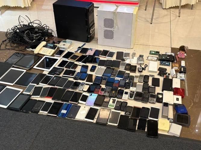 去年中国废弃电器电子产品回收量约2.3亿台，同比增长4.8%