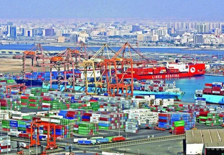 沙特加紧改走红海出口原油 一批超大型油轮集结等待装货