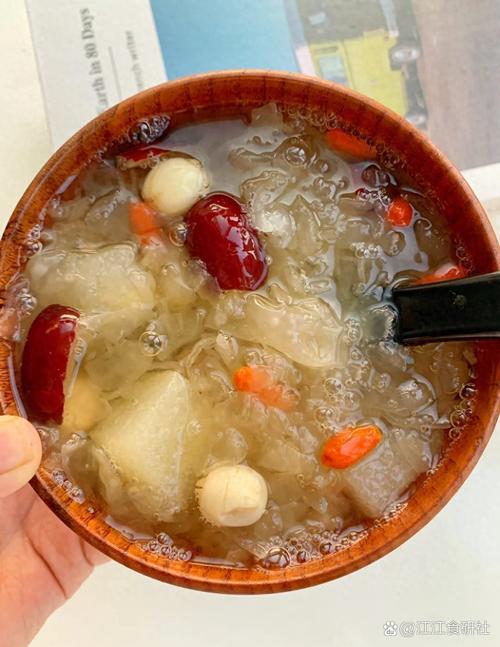 鸡蛋银耳汤的做法（银耳鸡蛋汤做法大全家常）