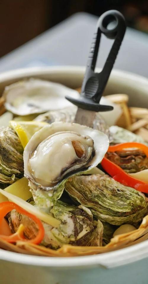 “小龙虾”撬开中国医疗大门，爆火架构首度落地！专家提示安全红线