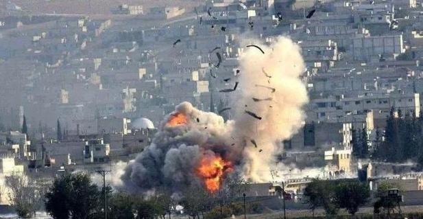 美国驻伊拉克大使馆遭导弹袭击,防空系统被摧毁,现场画面曝光