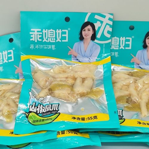 央视曝光网红鸡爪：用双氧水漂白，工人自己从来不吃，“乖媳妇”电商平台已下架