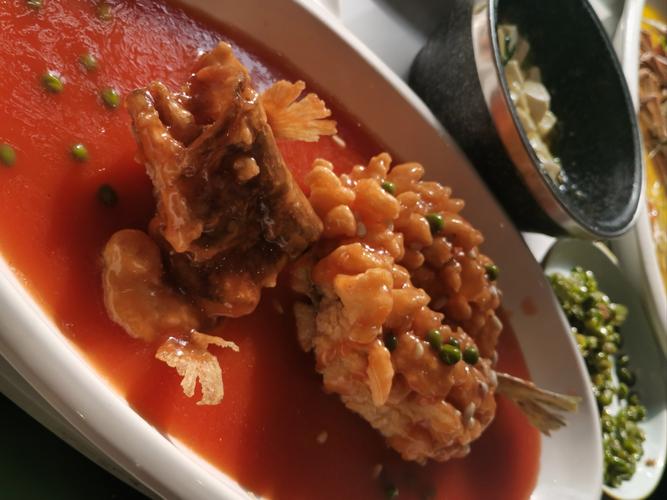 河豚鱼的做法（河豚鱼的做法 注意事项）