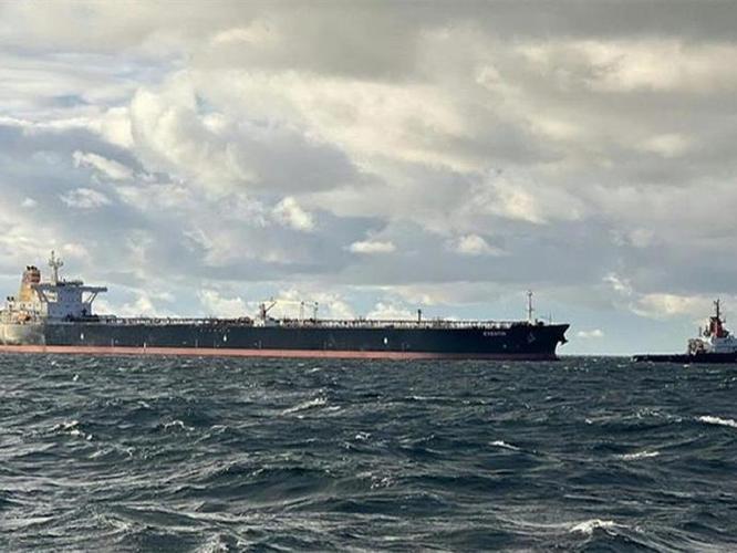 霍尔木兹海峡航运受阻 印度和伊朗直接对话讨论“放行”油轮